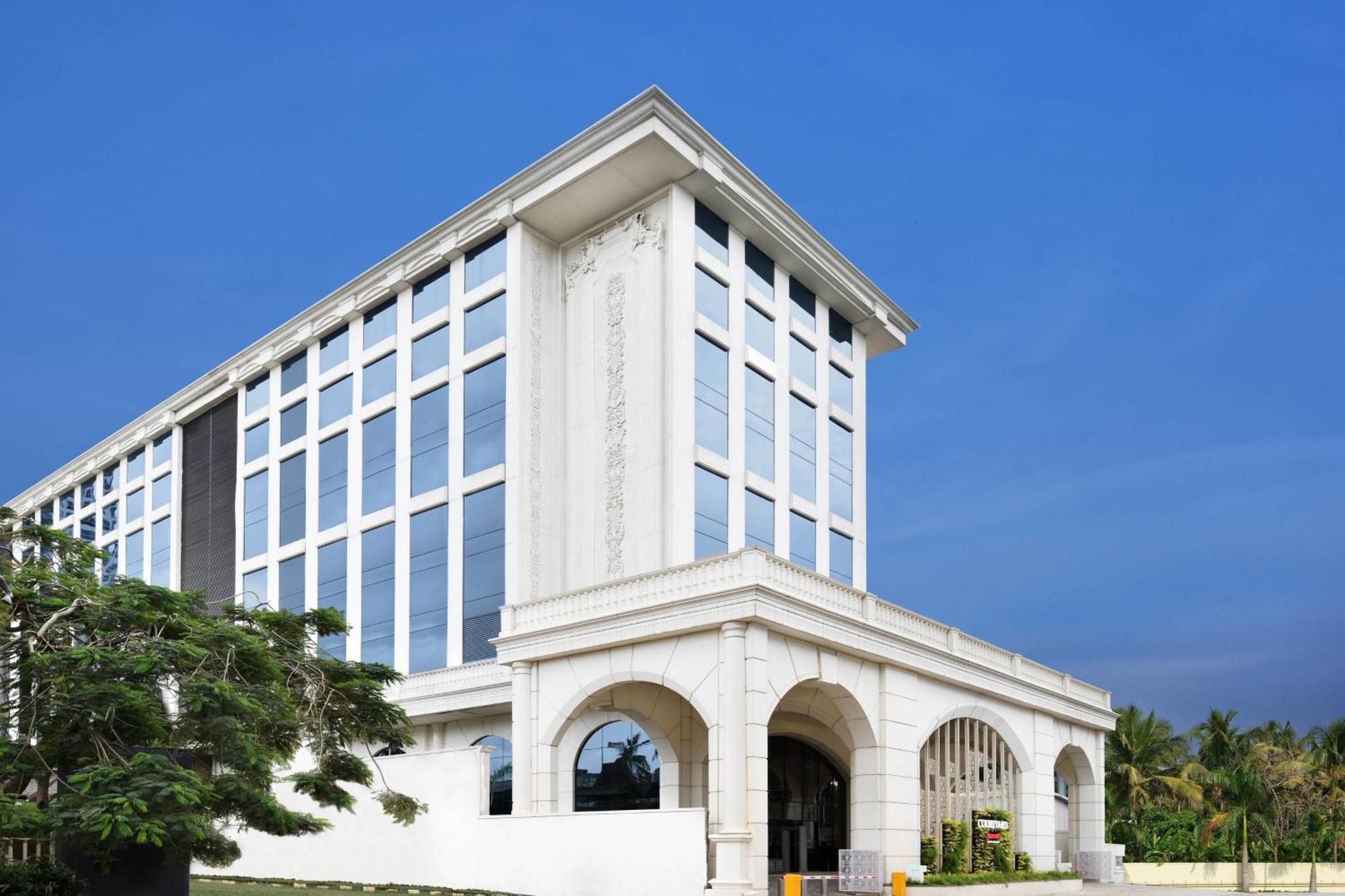 Courtyard By Marriott Bengaluru Hebbal Hotel Ngoại thất bức ảnh
